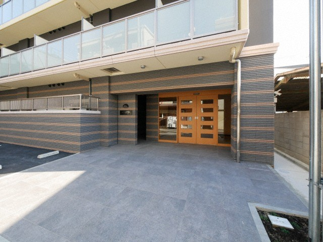 Ｌ－ＦＬＯＲＡ此花（エルフローラ）のエントランス