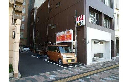 中区竹屋町の前面道路含む現地写真|スーパー・コンビニ、ドラッグストアが徒歩圏内なので日々の生活に便利です♪