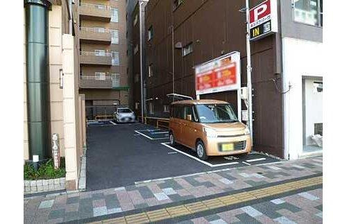 中区竹屋町の前面道路含む現地写真|スーパー・コンビニ、ドラッグストアが徒歩圏内なので日々の生活に便利です♪