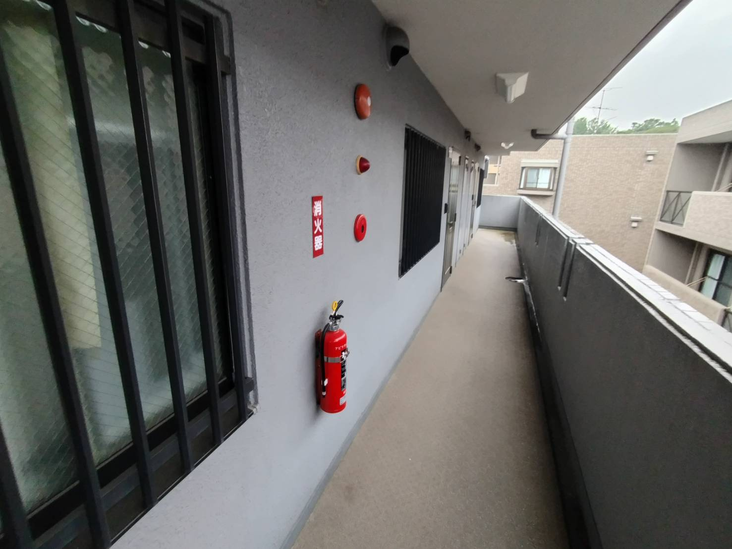 アビリティⅡ弥生のバルコニー|共用通路です。