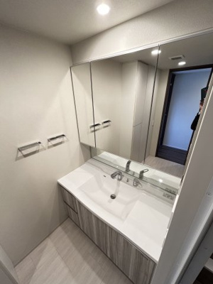 【独立洗面台】 | ワコーレシティ神戸元町