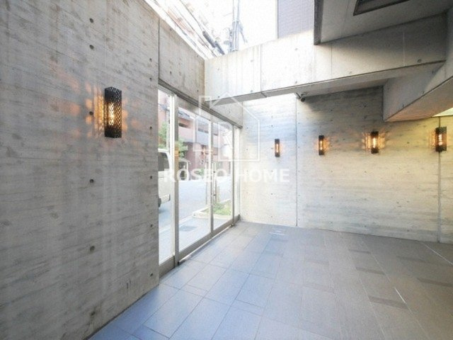 ADWResidence松屋町のロビー