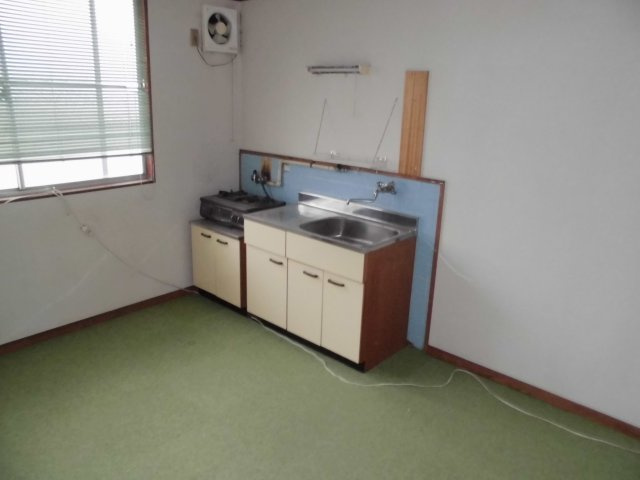 如来町３７店舗付住宅中央のキッチン