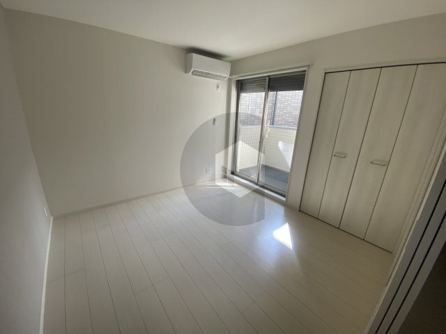 SMILEハイツ鴻池の居間・リビング