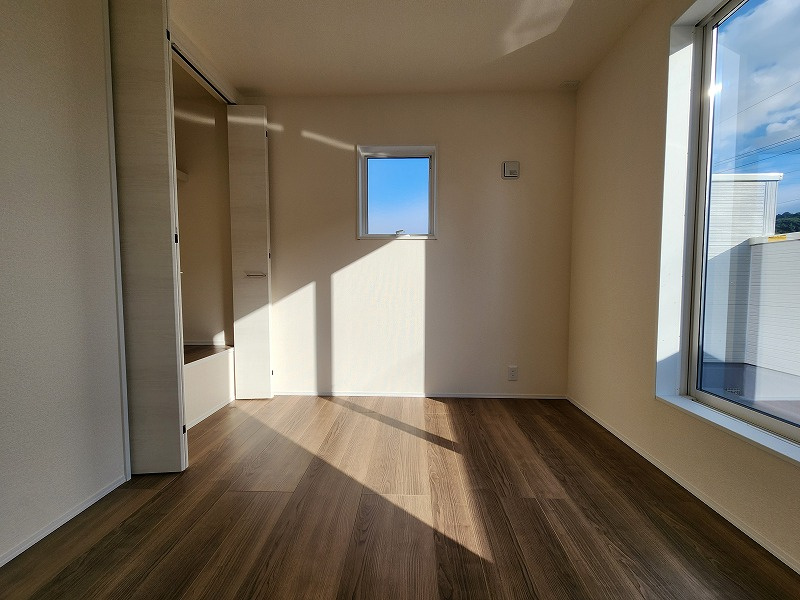 小牧市間々本町　新築戸建　2号棟の洋室|個人の部屋や寝室として使える洋室です