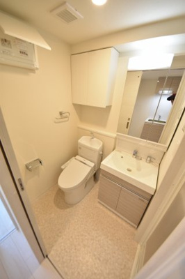 【居間・リビング】 | ファーストフィオーレ神戸元町