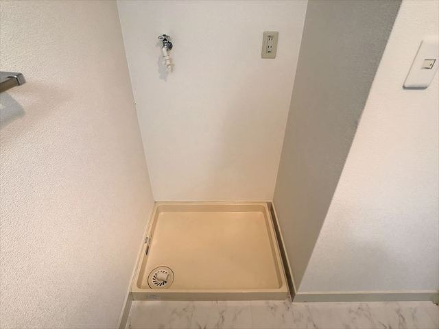 マイルーセント薬院の玄関