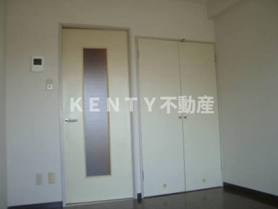 【玄関】 | Kビル | ゆったりとした玄関です