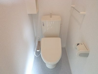 プランドル・レーヴ　Ⅲのトイレ|トイレもきれいです