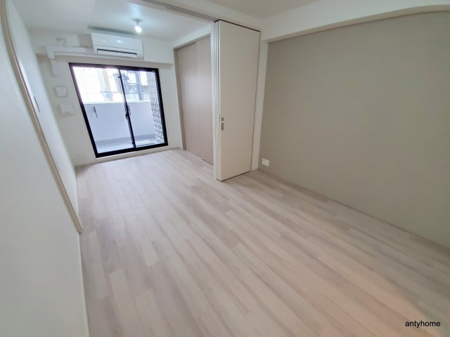 BPRレジデンス大阪本町Q 仲介手数料無料の居間・リビング