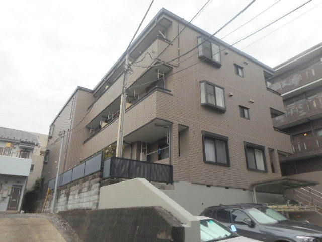 タクト鷺沼の外観|耐震耐火旭化成へーベルメゾン　春は桜が綺麗な小台公園至近