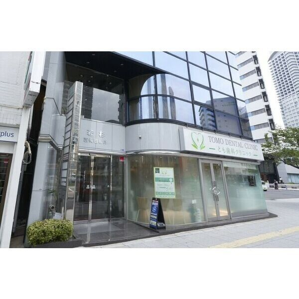 若杉西梅田ビルの外観