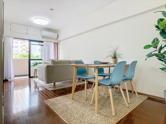 グランディール三和のロビー