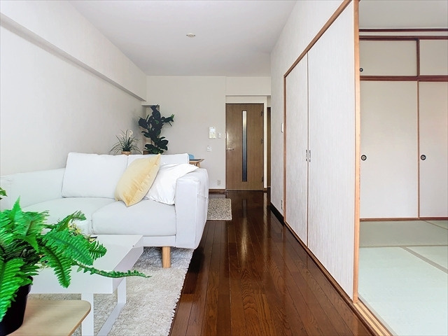 グランディール三和のロビー