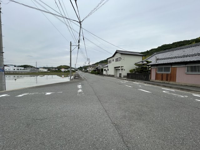 海南市岡田・店舗・54681の周辺