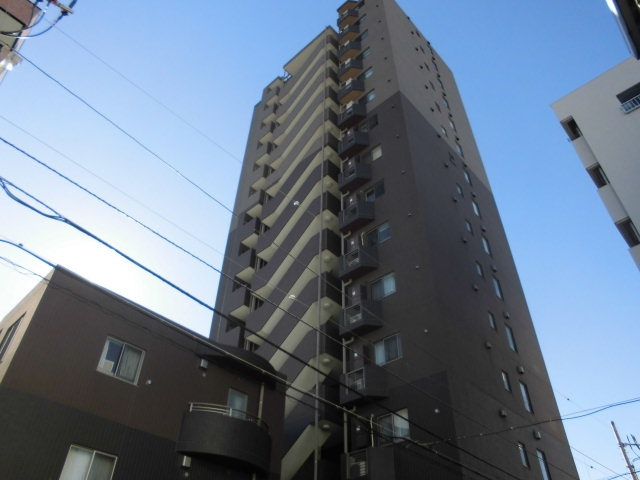 レジデンシャルステートタワー南千住の外観