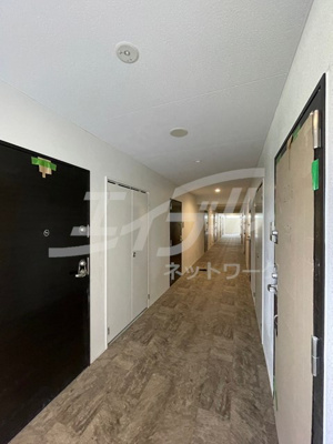 【ロビー】 | セレニテ十三ミラク