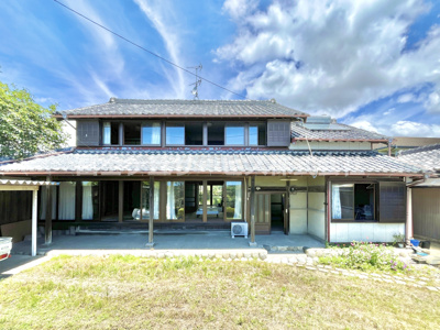 【外観】 | 磐田市豊岡　農家中古住宅倉庫蔵併設 | 昭和35年築、9LDKの古民家のご紹介です。