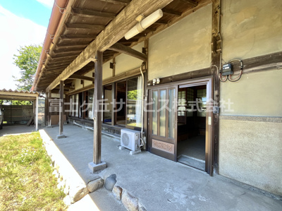 【外観】 | 磐田市豊岡　農家中古住宅倉庫蔵併設 | 落ち着いた雰囲気の外観です