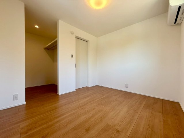 高知市一宮東町（新築）の洋室|エアコンも完備！