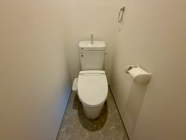 高知市一宮東町（新築）のトイレ|すっきりと清潔感のあるトイレ。