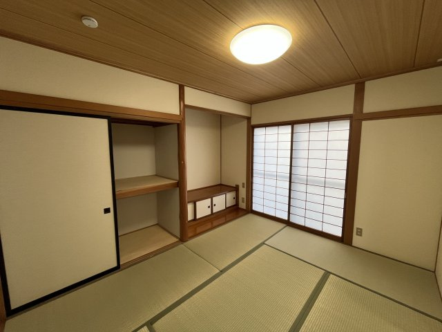 山形市大字青野鷺ヶ森1304-134の和室|12/18撮影
和室