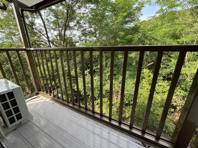 呉市焼山桜ヶ丘３丁目の一戸建てのバルコニー