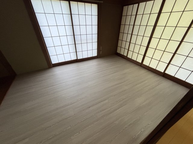 呉市焼山桜ヶ丘３丁目の一戸建ての居間・リビング