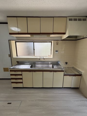 呉市焼山桜ヶ丘３丁目の一戸建てのキッチン