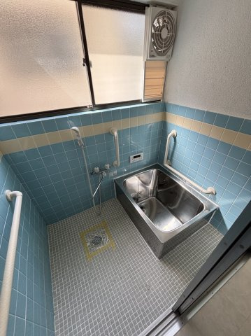 呉市焼山桜ヶ丘３丁目の一戸建ての浴室