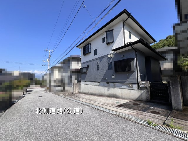 【前面道路含む現地写真】 | 高知市潮見台１丁目