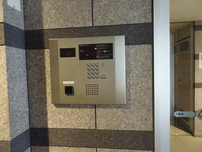 【TVモニター付きインターフォン】