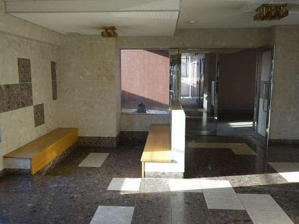 【ロビー】 | ロマネスク東町