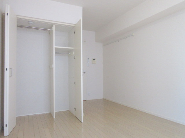 ヒルハイム綾瀬の寝室|★明るいお部屋★