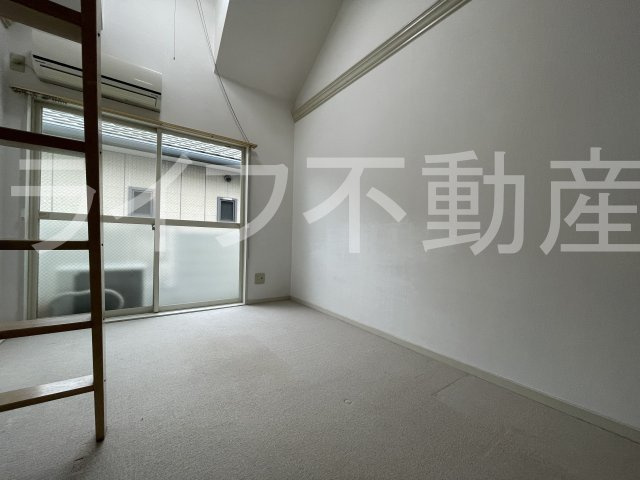 レオパレス東花園第3の居間・リビング|おしゃれな居間です