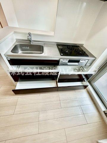 セレノアロッジオ江坂西のキッチン|キッチン下収納