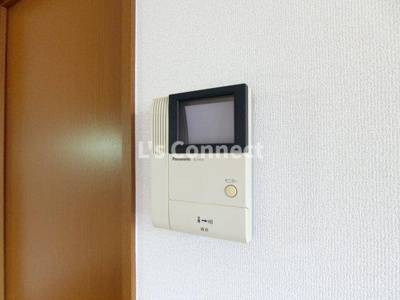 【セキュリティ】 | リビングタウン将監Ｂ | 突然の来客時もＴＶモニターホンでしっかり確認。