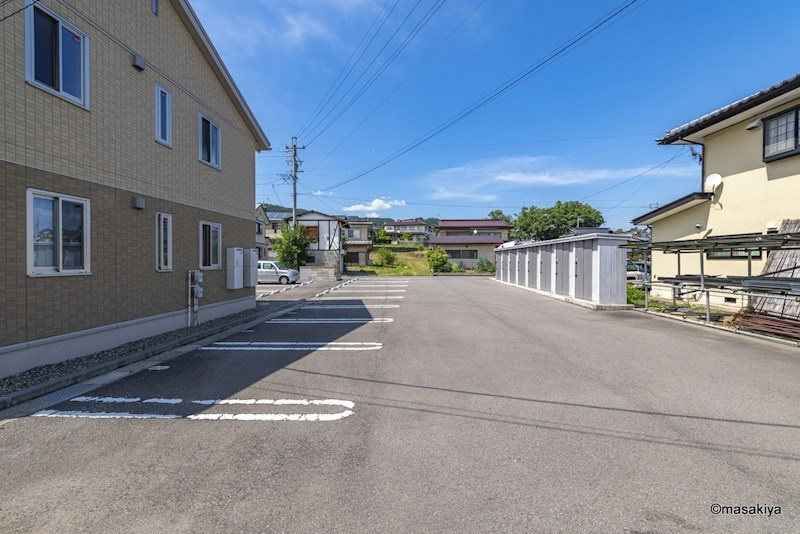 グレイス豊野の駐車場|駐車場