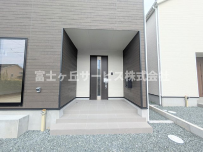 【エントランス】 | 磐田市福田 5期 新築一戸建て 1号棟 | エントランスです