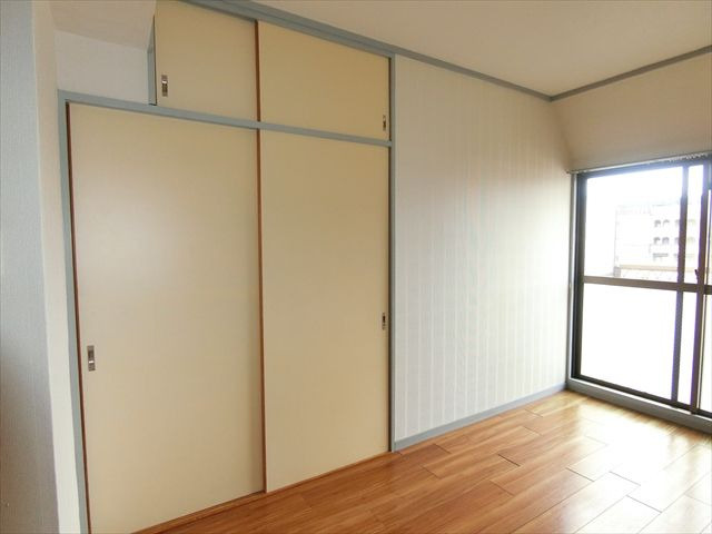 パールハイツの居間・リビング