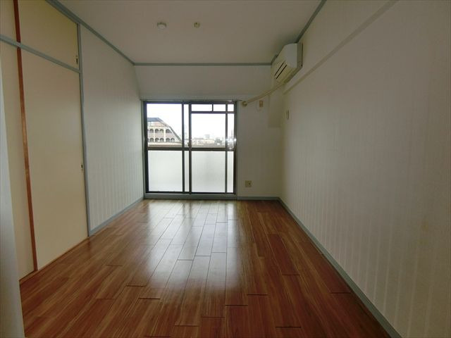 パールハイツの居間・リビング