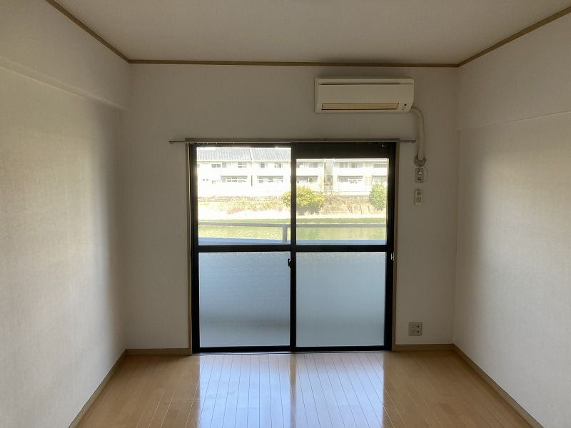 ルネスロワール天神サウスの和室