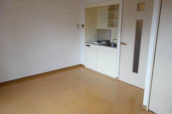 アバンス薬院の居間・リビング