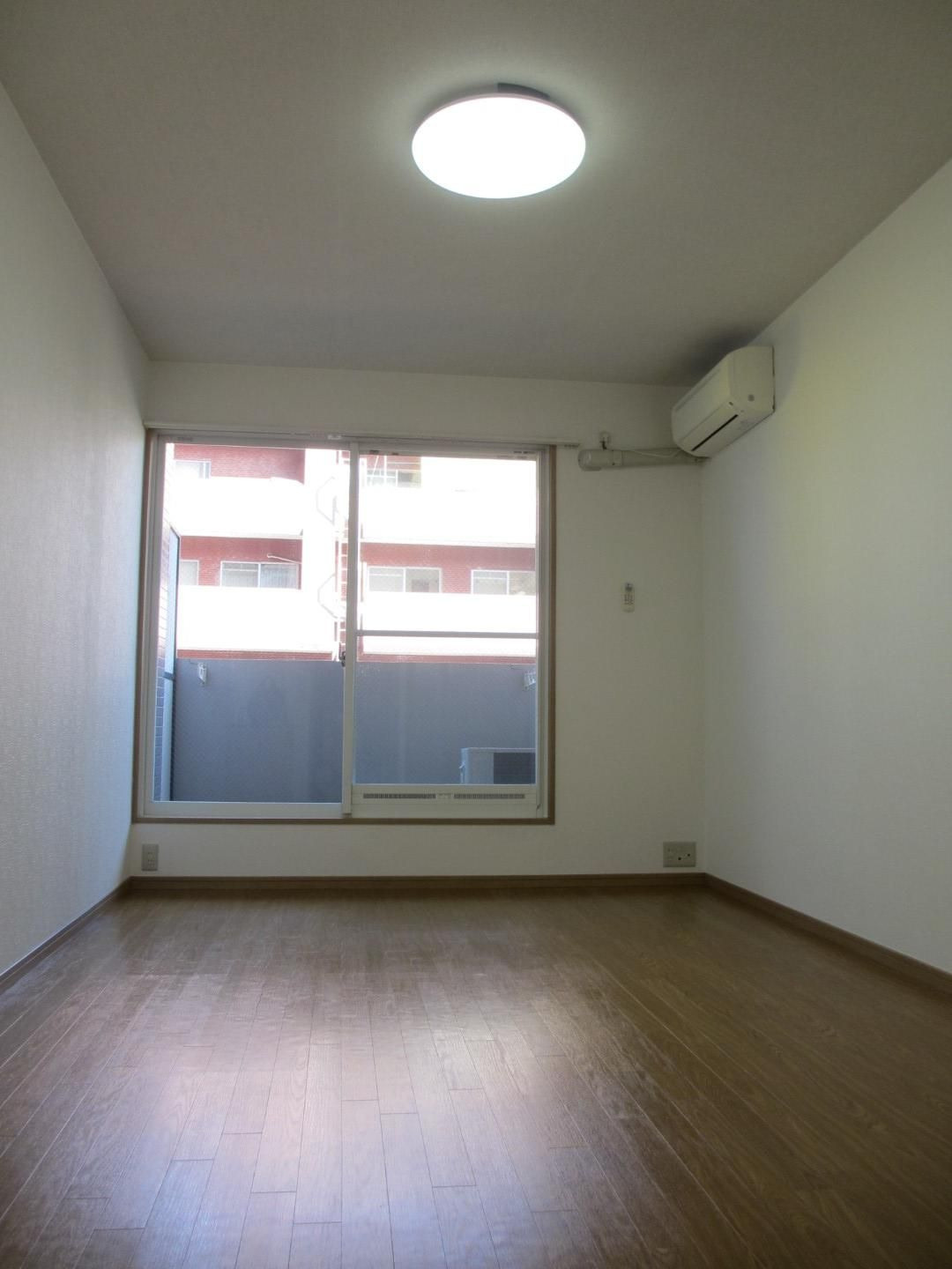 エステート・モア・薬院駅前の居間・リビング