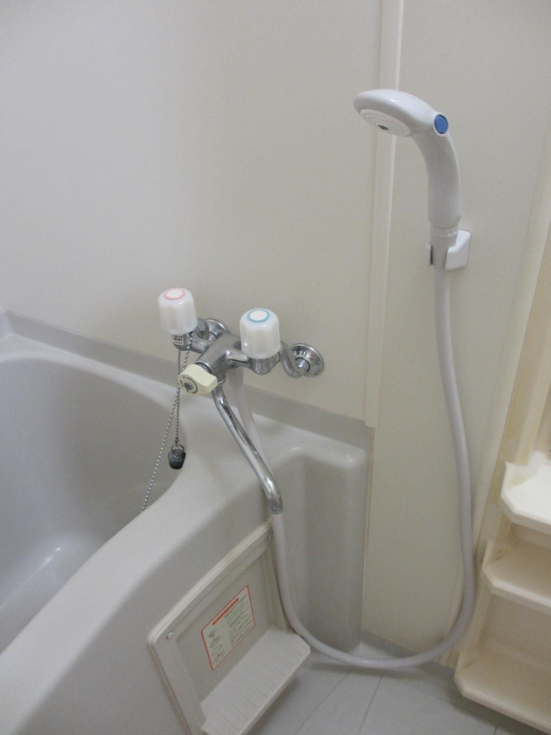 エステート・モア・薬院駅前の浴室