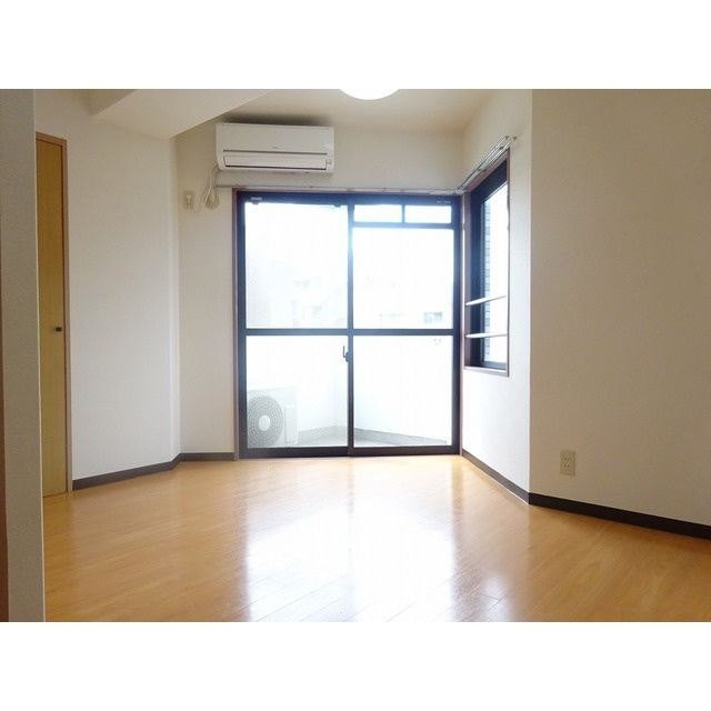 メープルの居間・リビング