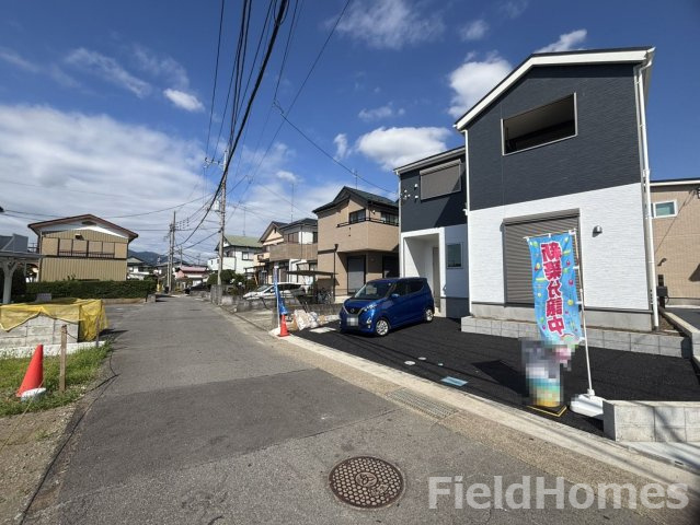 厚木市下荻野新築戸建て　第17-1号棟の前面道路含む現地写真|前面道路含む現地写真です。
