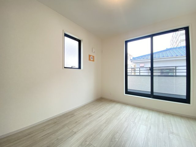 『八王子市新築戸建て』八王子市椚田町1212-15【仲介手数料無料】　４期の洋室|～仲介手数料無料☆八王子ひなた不動産～八王子市椚田町　新築戸建て