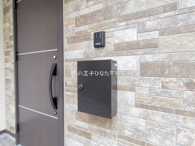 『八王子市新築戸建て』八王子市椚田町1212-15【仲介手数料無料】　４期の防犯設備|～仲介手数料無料☆八王子ひなた不動産～八王子市椚田町　新築戸建て