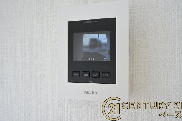 クレイドルガーデン杏町 １号棟 ／新築一戸建の内装|■現地撮影写真■ＴＶモニター付きインターホンで防犯対策もバッチリ！来客も一目でわかり安心です！